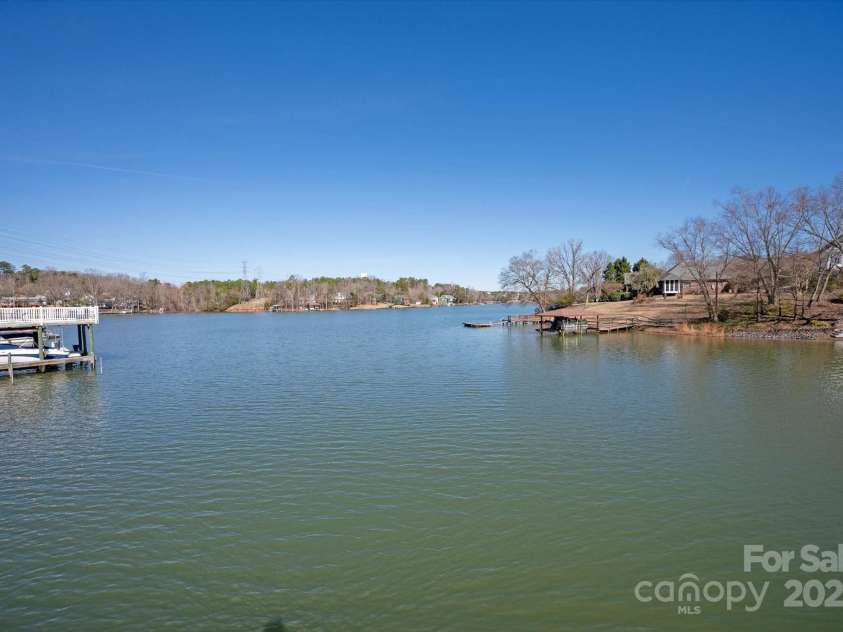 2700 River Ridge Place, Fort Mill, SC 29708.  MLS# CAR4220030, YatesRealty ID 8579. 
