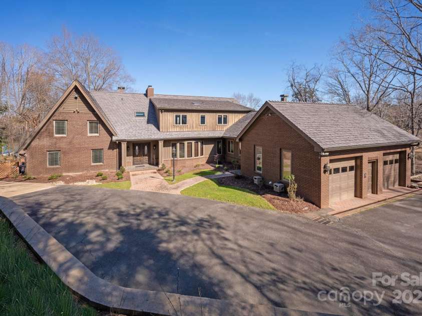 2700 River Ridge Place, Fort Mill, SC 29708.  MLS# CAR4220030, YatesRealty ID 8579. Front of Home