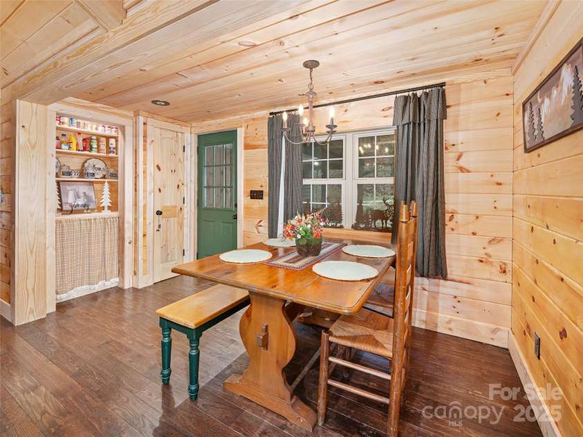 34 McCurry Road, Burnsville, NC 28714.  MLS# CAR4329925, YatesRealty ID 8579. 