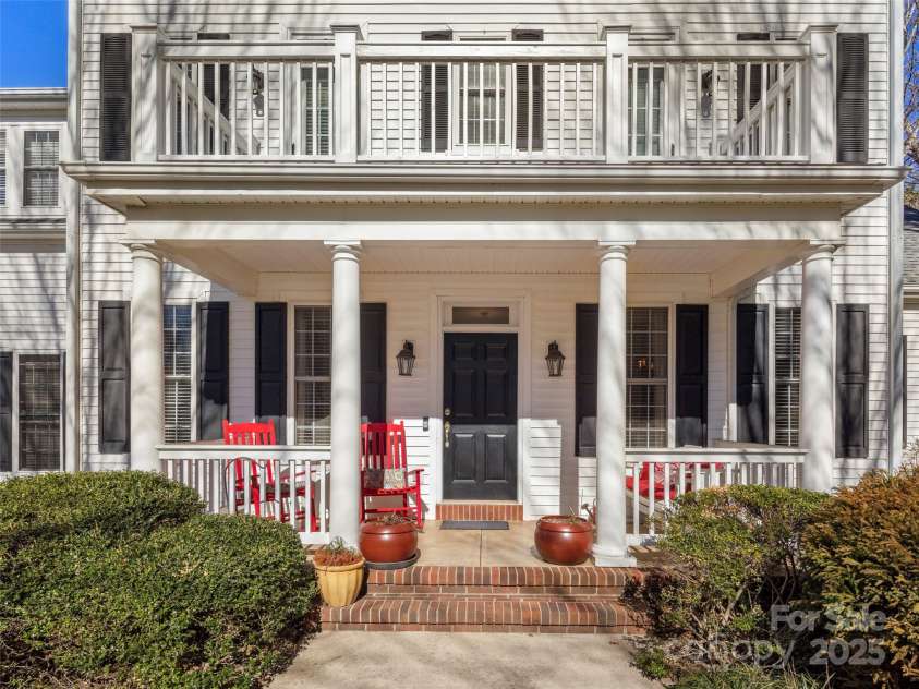 29 White Ash Drive, Asheville, NC 28803.  MLS# CAR4228508, YatesRealty ID 8580. 