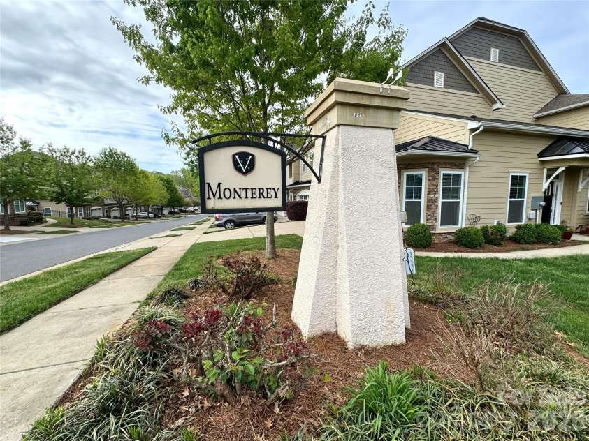 4194 La Crema Drive, Charlotte, NC 28214.  MLS# CAR4363683, YatesRealty ID 8581. 