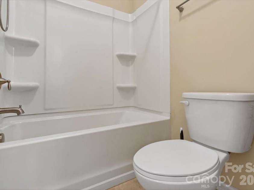 4194 La Crema Drive, Charlotte, NC 28214.  MLS# CAR4363683, YatesRealty ID 8581. 