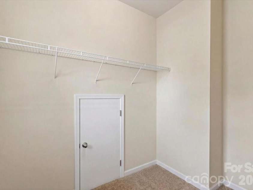4194 La Crema Drive, Charlotte, NC 28214.  MLS# CAR4363683, YatesRealty ID 8581. 
