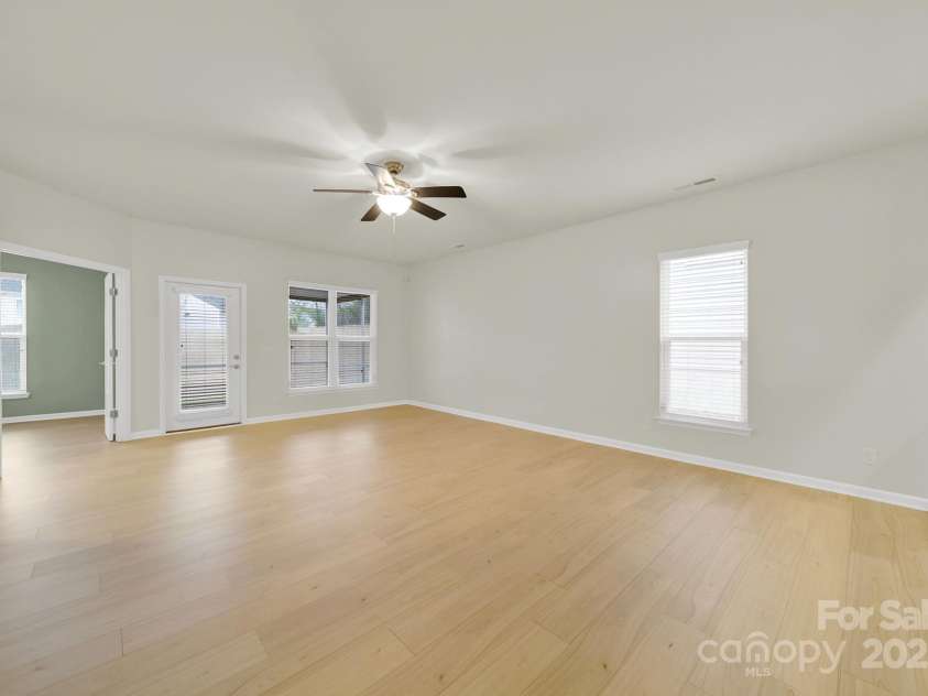 5047 Folly Lane, Fort Mill, SC 29707.  MLS# CAR4238731, YatesRealty ID 8581. 