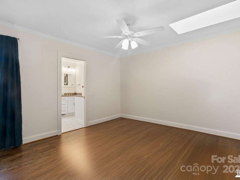 4329 Castleton Road, Charlotte, NC 28211.  MLS# CAR4235834, YatesRealty ID 8583. 