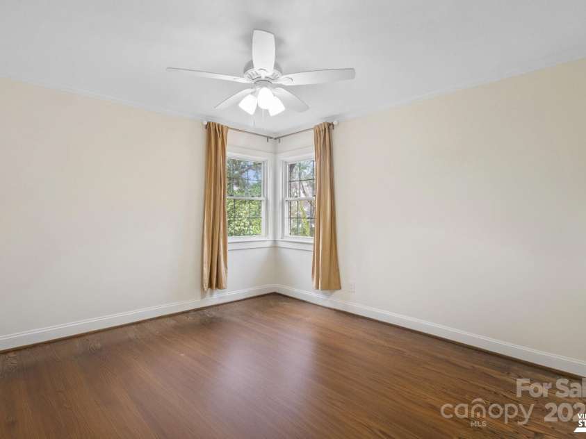 4329 Castleton Road, Charlotte, NC 28211.  MLS# CAR4235834, YatesRealty ID 8583. 