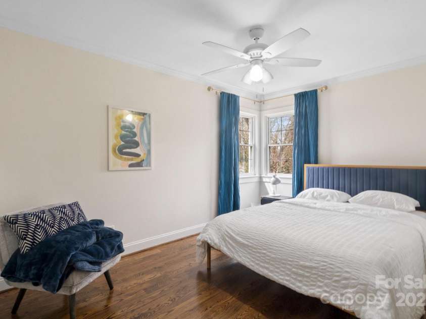 4329 Castleton Road, Charlotte, NC 28211.  MLS# CAR4235834, YatesRealty ID 8583. 