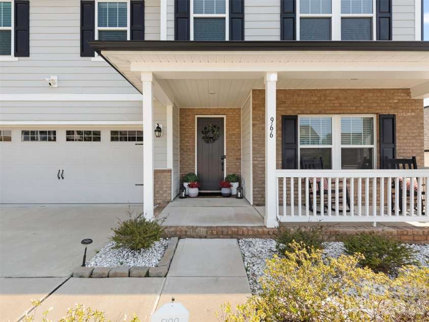 966 Scotch Meadows Loop, Monroe, NC 28110.  MLS# CAR4365046, YatesRealty ID 8583. Covered Front Porch!
