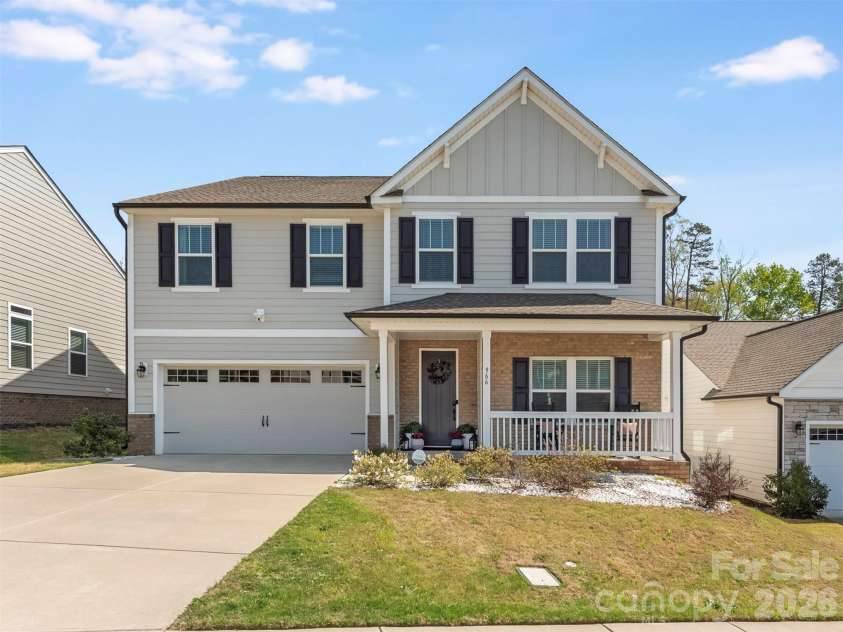 966 Scotch Meadows Loop, Monroe, NC 28110.  MLS# CAR4365046, YatesRealty ID 8583. Welcome Home!