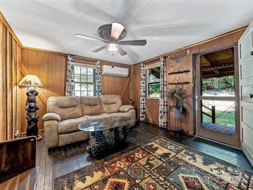 685 Shumont Road, Black Mountain, NC 28711.  MLS# CAR4174454, YatesRealty ID 8584. 