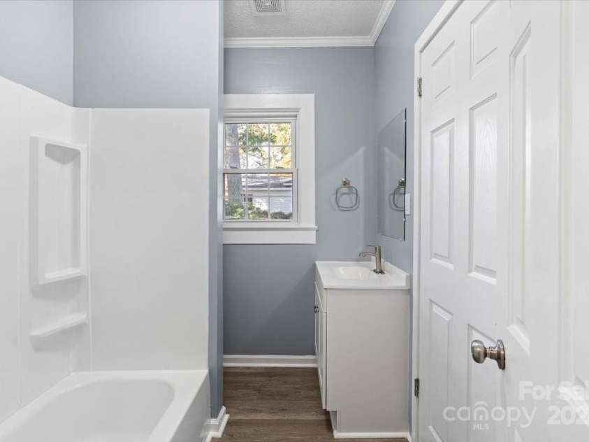 220 East Street, Albemarle, NC 28001.  MLS# CAR4197260, YatesRealty ID 8585. 