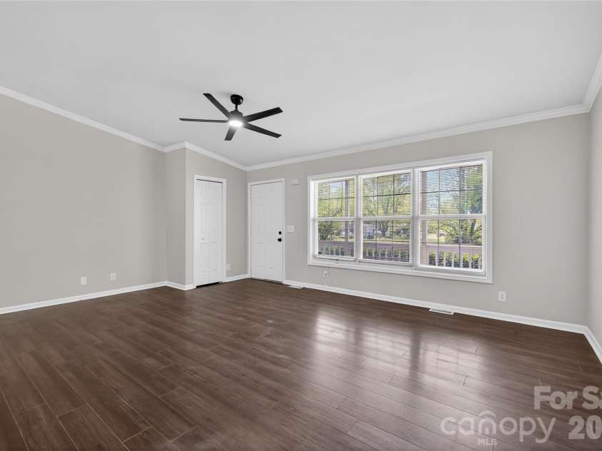 5000 Kerr Lane, Charlotte, NC 28216.  MLS# CAR4365739, YatesRealty ID 8587. 