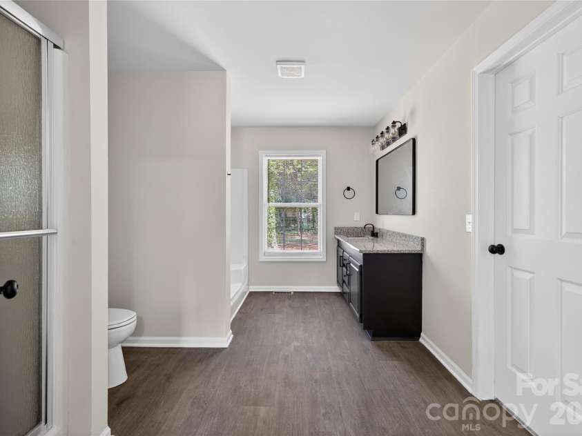 5000 Kerr Lane, Charlotte, NC 28216.  MLS# CAR4365739, YatesRealty ID 8587. 