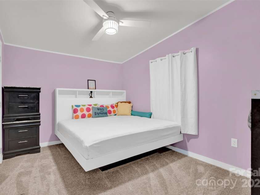 153 Cheshire Ridge Road, Harmony, NC 28634.  MLS# CAR4237887, YatesRealty ID 8589. 