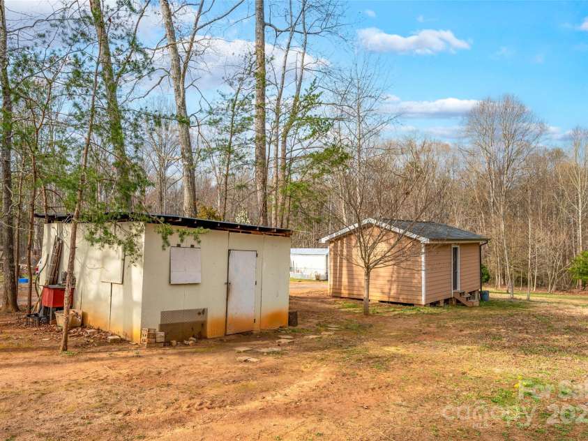 153 Cheshire Ridge Road, Harmony, NC 28634.  MLS# CAR4237887, YatesRealty ID 8589. 