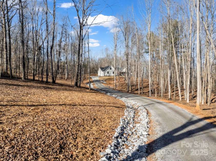 135 Hilltop Street, Morganton, NC 28655.  MLS# CAR4325300, YatesRealty ID 859. 