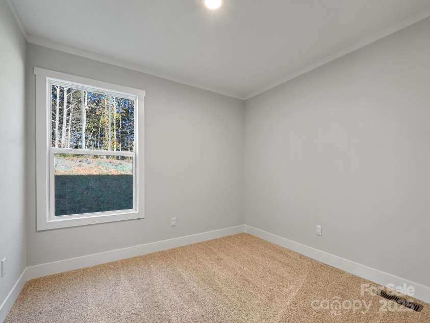 262 Appalachian Way, Mars Hill, NC 28754.  MLS# CAR4313514, YatesRealty ID 859. 