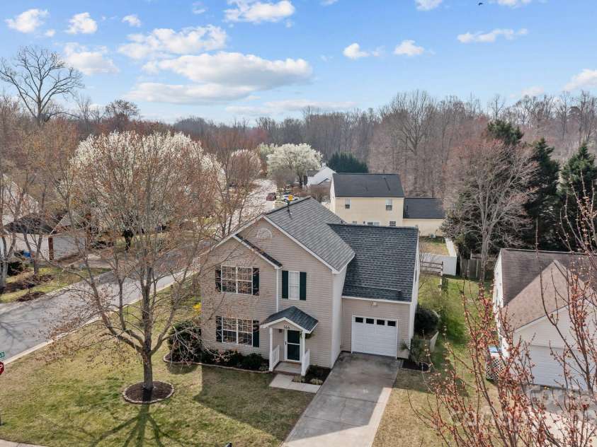 166 Chere Helen Drive, Mooresville, NC 28115.  MLS# CAR4232685, YatesRealty ID 8592. 
