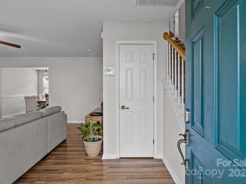 166 Chere Helen Drive, Mooresville, NC 28115.  MLS# CAR4232685, YatesRealty ID 8592. 