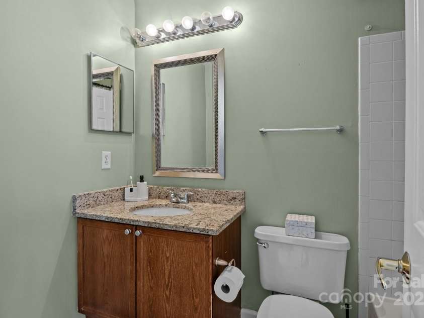 166 Chere Helen Drive, Mooresville, NC 28115.  MLS# CAR4232685, YatesRealty ID 8592. 