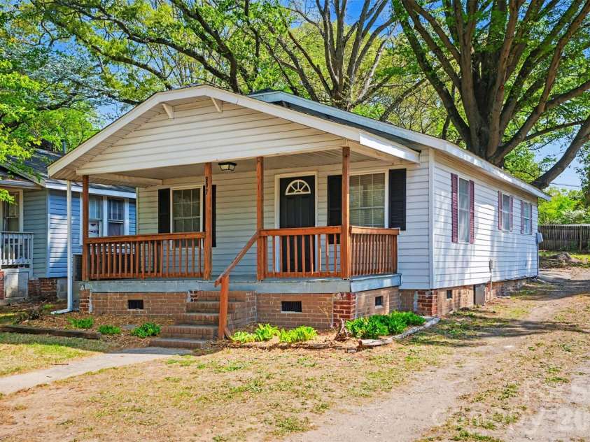 397 Faith Drive, Concord, NC 28027.  MLS# CAR4365018, YatesRealty ID 8595. 