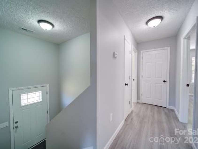 600 Burns Street, Wadesboro, NC 28170.  MLS# CAR4248339, YatesRealty ID 8596. 