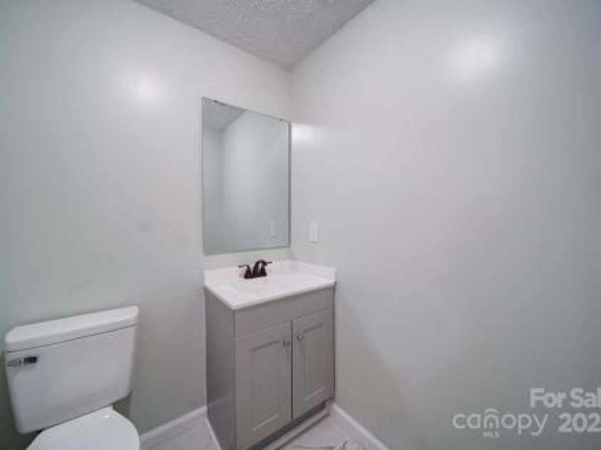 600 Burns Street, Wadesboro, NC 28170.  MLS# CAR4248339, YatesRealty ID 8596. Downstairs half bath