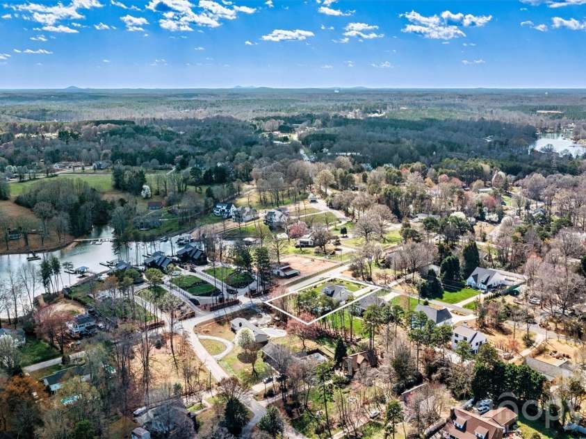 4970 Surfwood Drive, Sherrills Ford, NC 28673.  MLS# CAR4363539, YatesRealty ID 8597. 