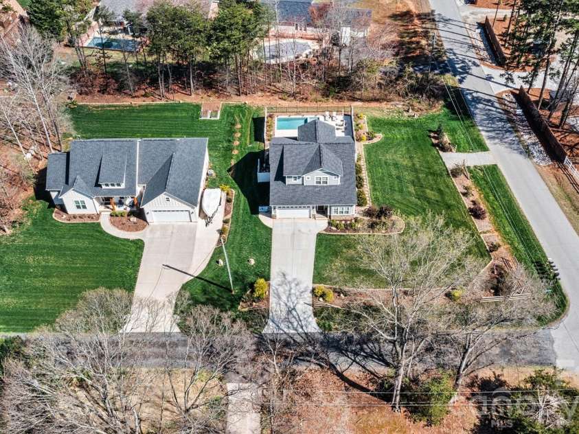 4970 Surfwood Drive, Sherrills Ford, NC 28673.  MLS# CAR4363539, YatesRealty ID 8597. 