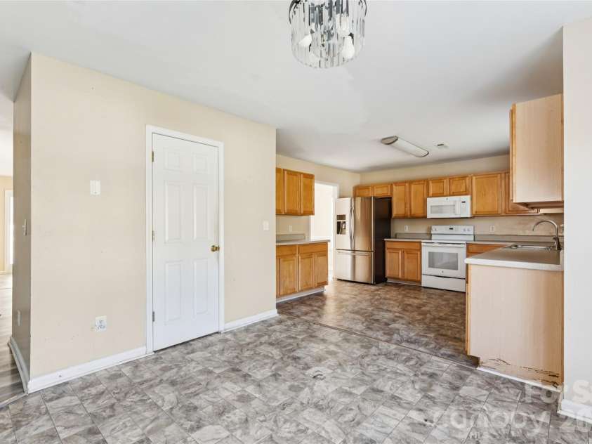 781 Plateau Court, Rock Hill, SC 29730.  MLS# CAR4360888, YatesRealty ID 8598. 