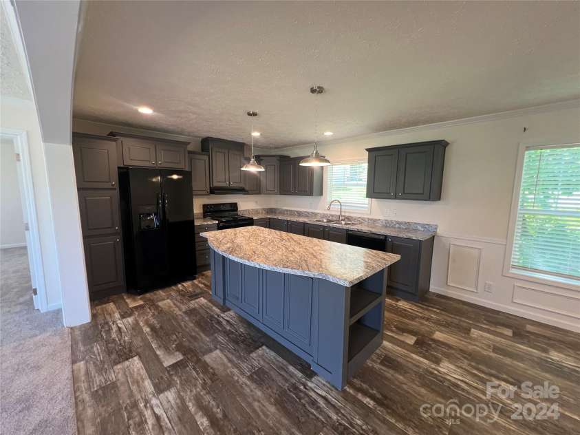 111 Sweetwater Drive, Statesville, NC 28625.  MLS# CAR4134411, YatesRealty ID 86. Kitchen