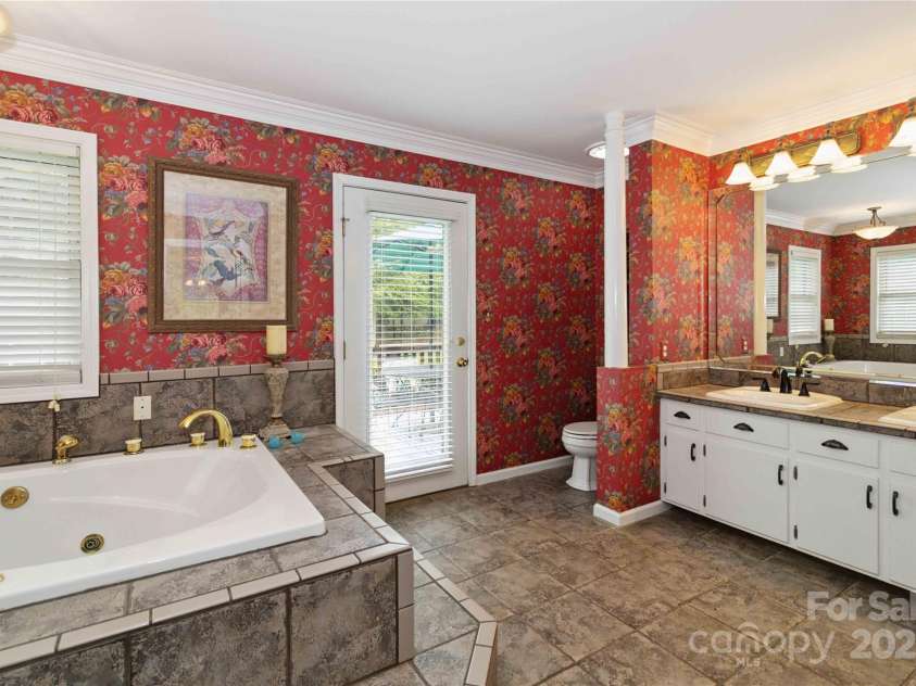 865 Saint Paul Church Road, Clover, SC 29710.  MLS# CAR4279217, YatesRealty ID 86. 