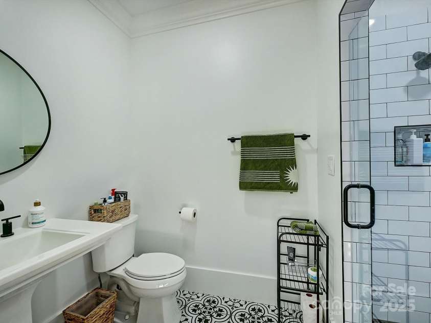 1525 Shinnville Road, Cleveland, NC 27013.  MLS# CAR4249385, YatesRealty ID 860. Ensuite 