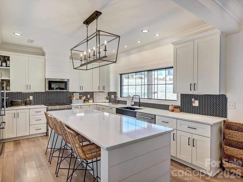 1525 Shinnville Road, Cleveland, NC 27013.  MLS# CAR4376397, YatesRealty ID 860. Kitchen One