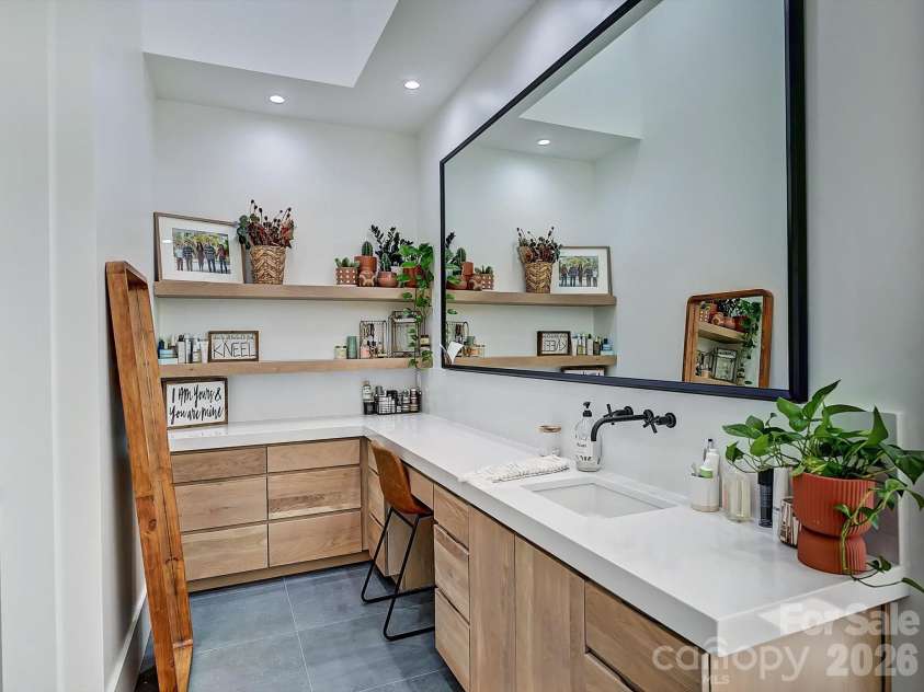 1525 Shinnville Road, Cleveland, NC 27013.  MLS# CAR4376397, YatesRealty ID 860. Primary Bathroom
