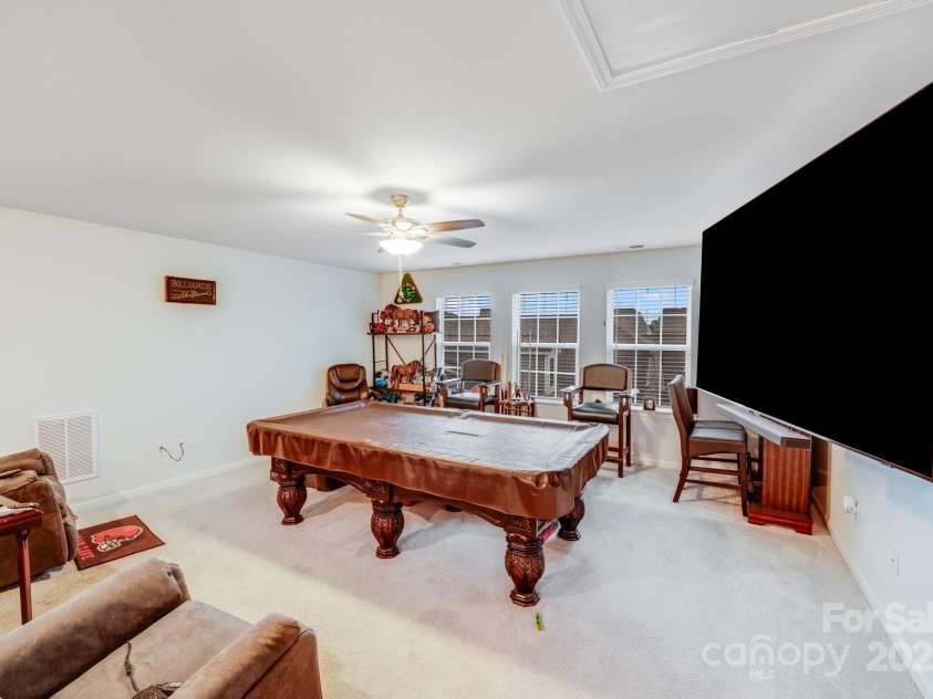 16812 Lookout Landing Lane, Charlotte, NC 28278.  MLS# CAR4218167, YatesRealty ID 860. 