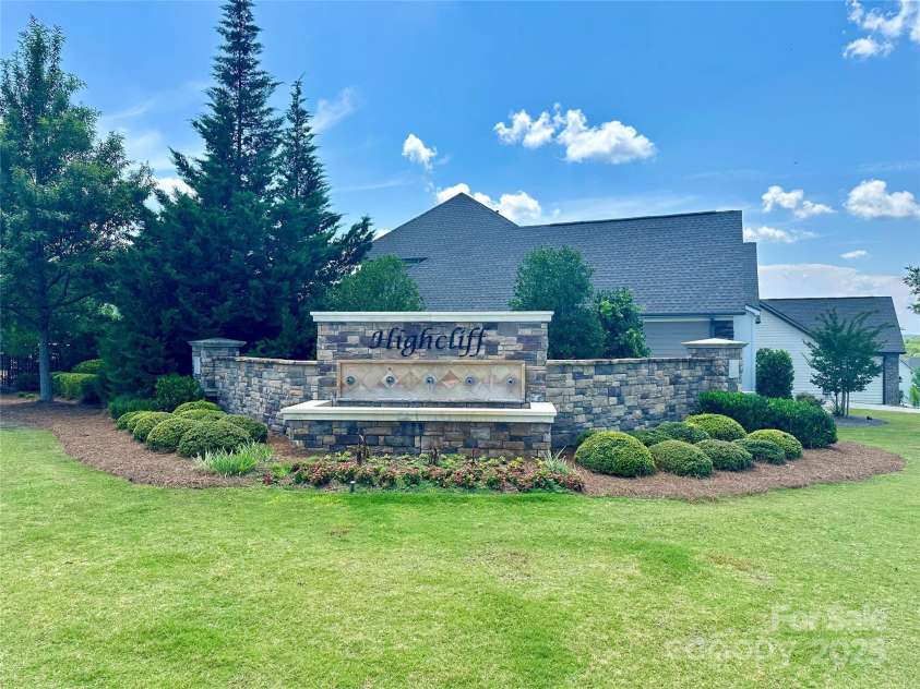 16812 Lookout Landing Lane, Charlotte, NC 28278.  MLS# CAR4218167, YatesRealty ID 860. 