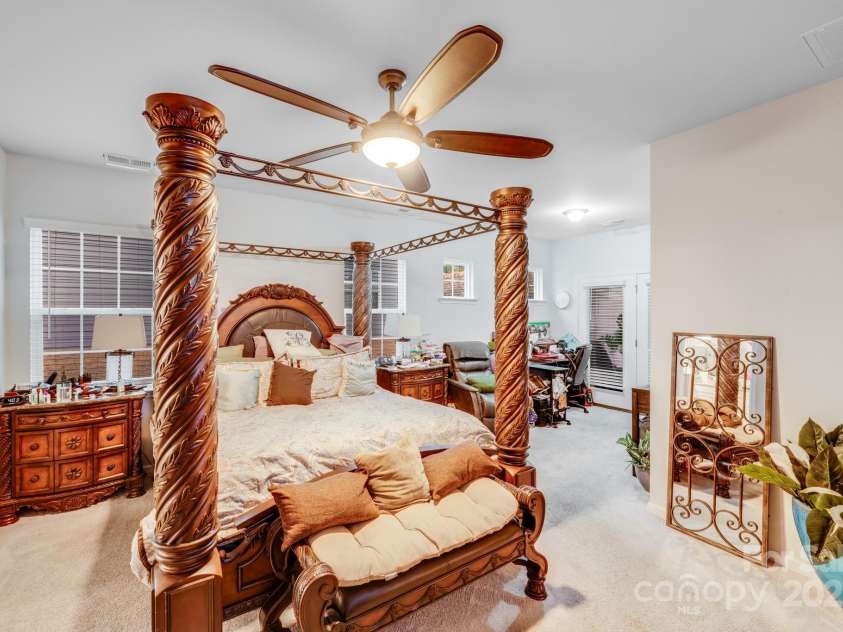 16812 Lookout Landing Lane, Charlotte, NC 28278.  MLS# CAR4218167, YatesRealty ID 860. Primary Bedroom view