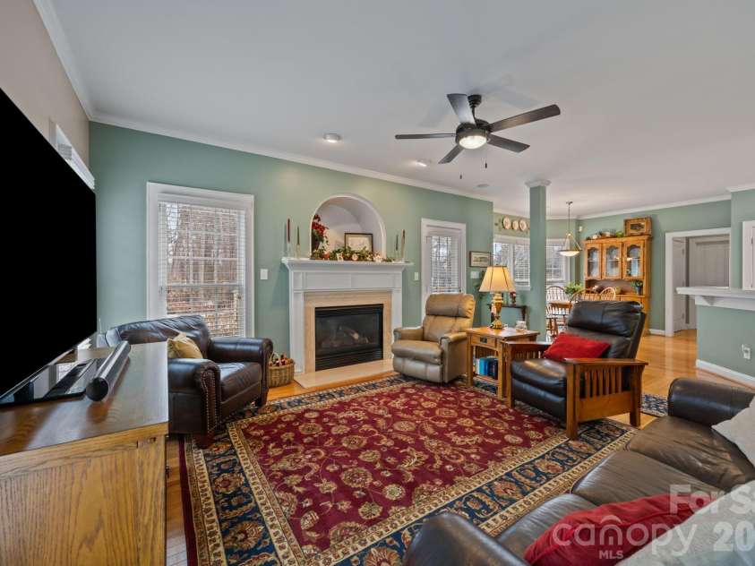 3036 Tifton Grass Lane, Charlotte, NC 28269.  MLS# CAR4341995, YatesRealty ID 8600. 