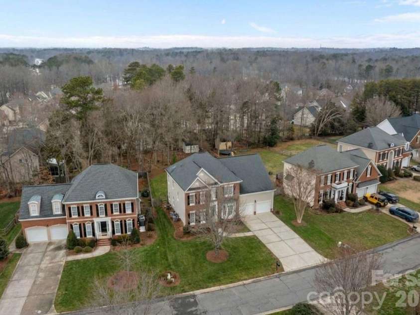 3036 Tifton Grass Lane, Charlotte, NC 28269.  MLS# CAR4341995, YatesRealty ID 8600. 