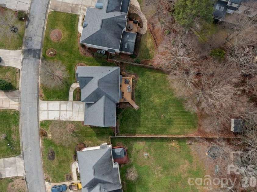 3036 Tifton Grass Lane, Charlotte, NC 28269.  MLS# CAR4341995, YatesRealty ID 8600. 
