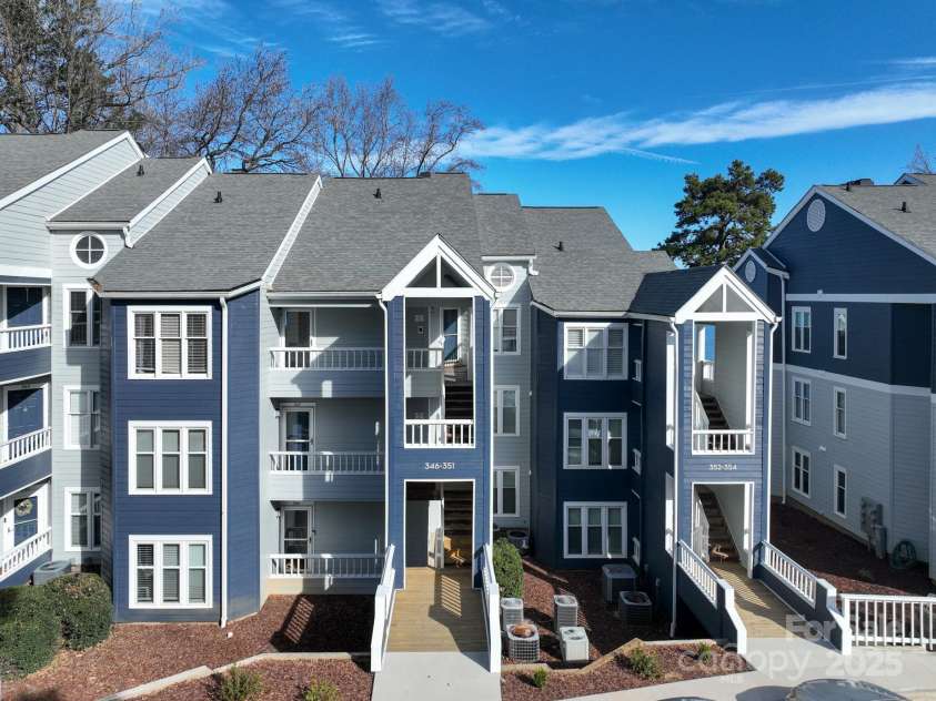 350 Northwest Drive, Davidson, NC 28036.  MLS# CAR4250720, YatesRealty ID 8600. 