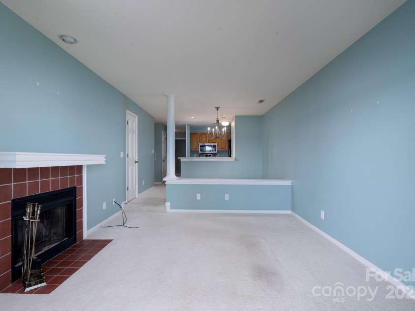 350 Northwest Drive, Davidson, NC 28036.  MLS# CAR4250720, YatesRealty ID 8600. 