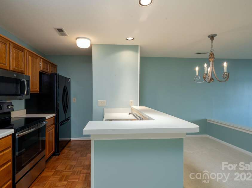 350 Northwest Drive, Davidson, NC 28036.  MLS# CAR4250720, YatesRealty ID 8600. 