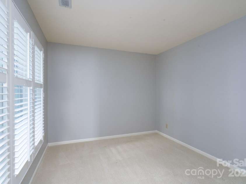 350 Northwest Drive, Davidson, NC 28036.  MLS# CAR4250720, YatesRealty ID 8600. 