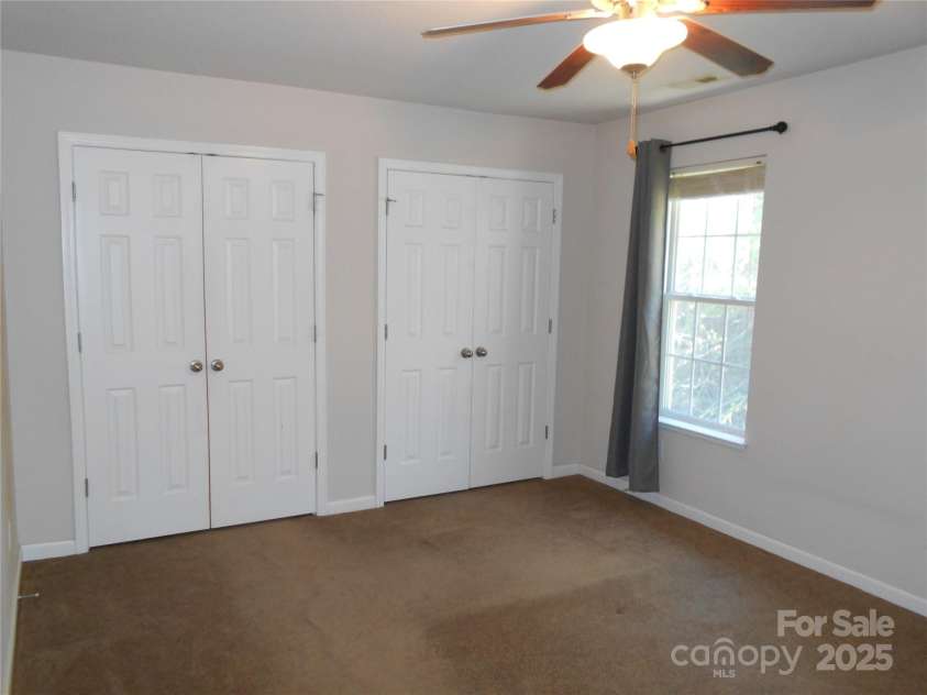 112 Alpine Ridge Drive, Asheville, NC 28803.  MLS# CAR4243877, YatesRealty ID 8601. Primary Bedroom