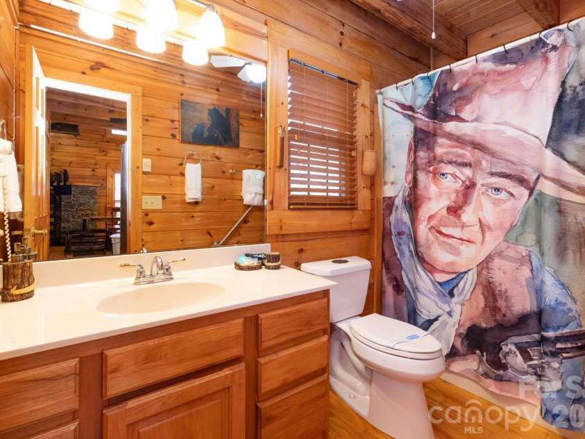 71 Honeymoon Lane, Maggie Valley, NC 28751.  MLS# CAR4342121, YatesRealty ID 8601. Hall Bathroom