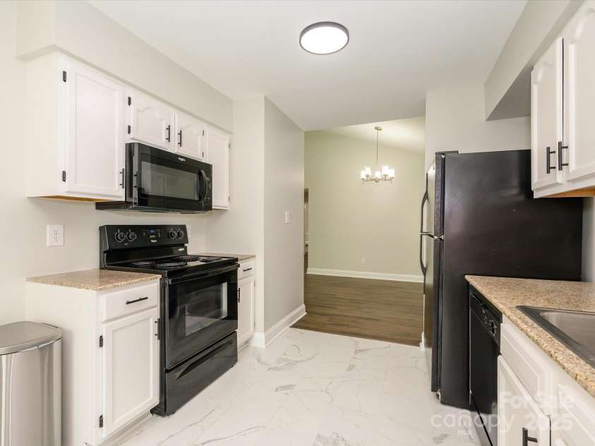 6129 Sunbridge Court, Charlotte, NC 28269.  MLS# CAR4250319, YatesRealty ID 8602. 