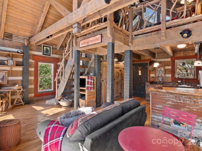 165 Pine Moss Trail, Hot Springs, NC 28743.  MLS# CAR4240103, YatesRealty ID 8603. 