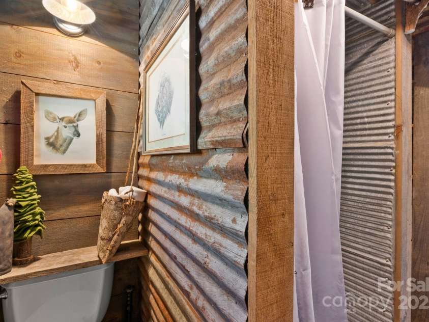 165 Pine Moss Trail, Hot Springs, NC 28743.  MLS# CAR4240103, YatesRealty ID 8603. 